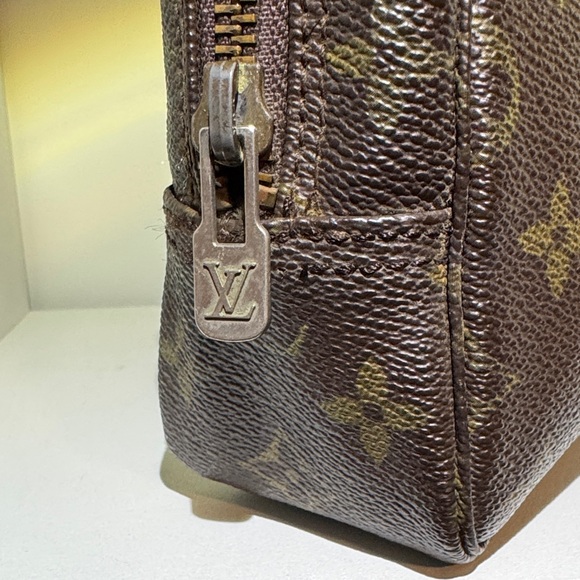 Louis Vuitton Trousse 23 Toiletry Pouch Monogram Vintage - Picture 2 of 13